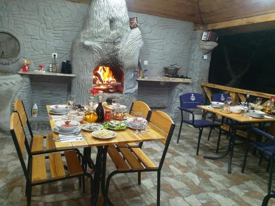 Mariami Hotel Kazbegi Eksteriør billede