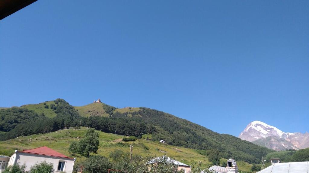 Mariami Hotel Kazbegi Eksteriør billede