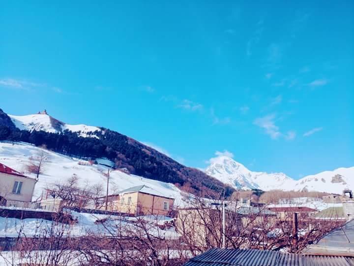 Mariami Hotel Kazbegi Eksteriør billede