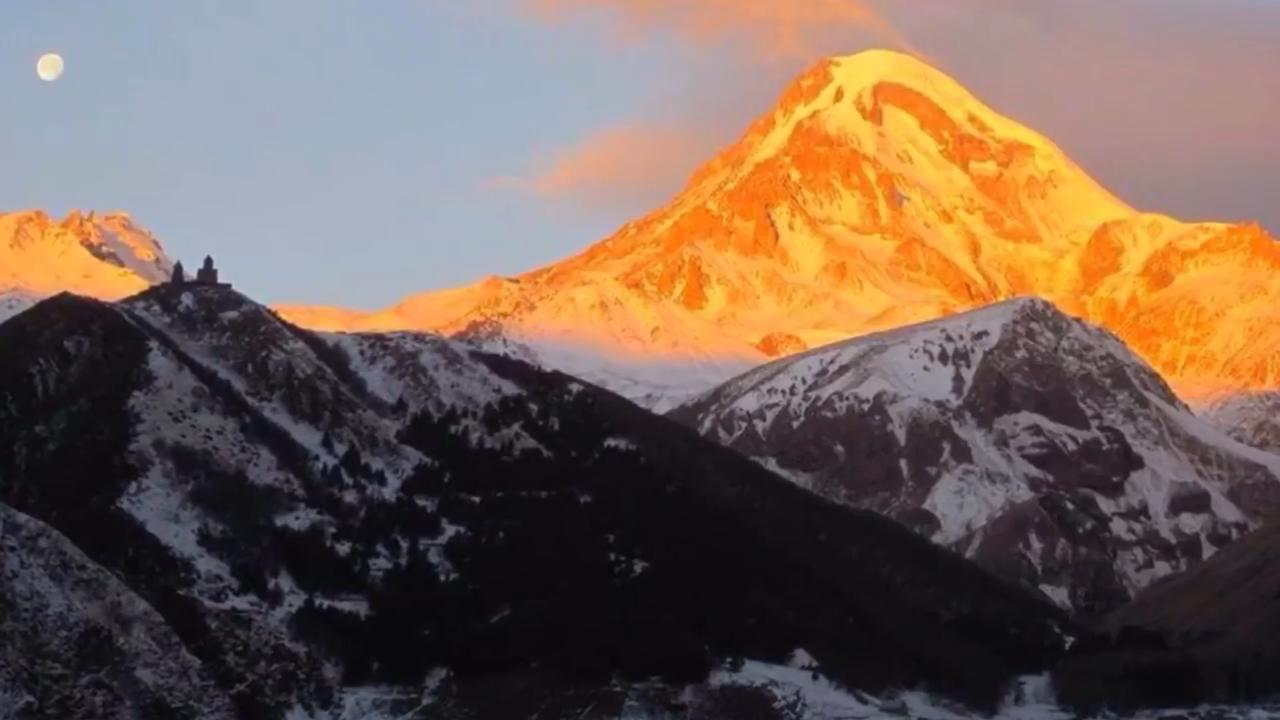 Mariami Hotel Kazbegi Eksteriør billede